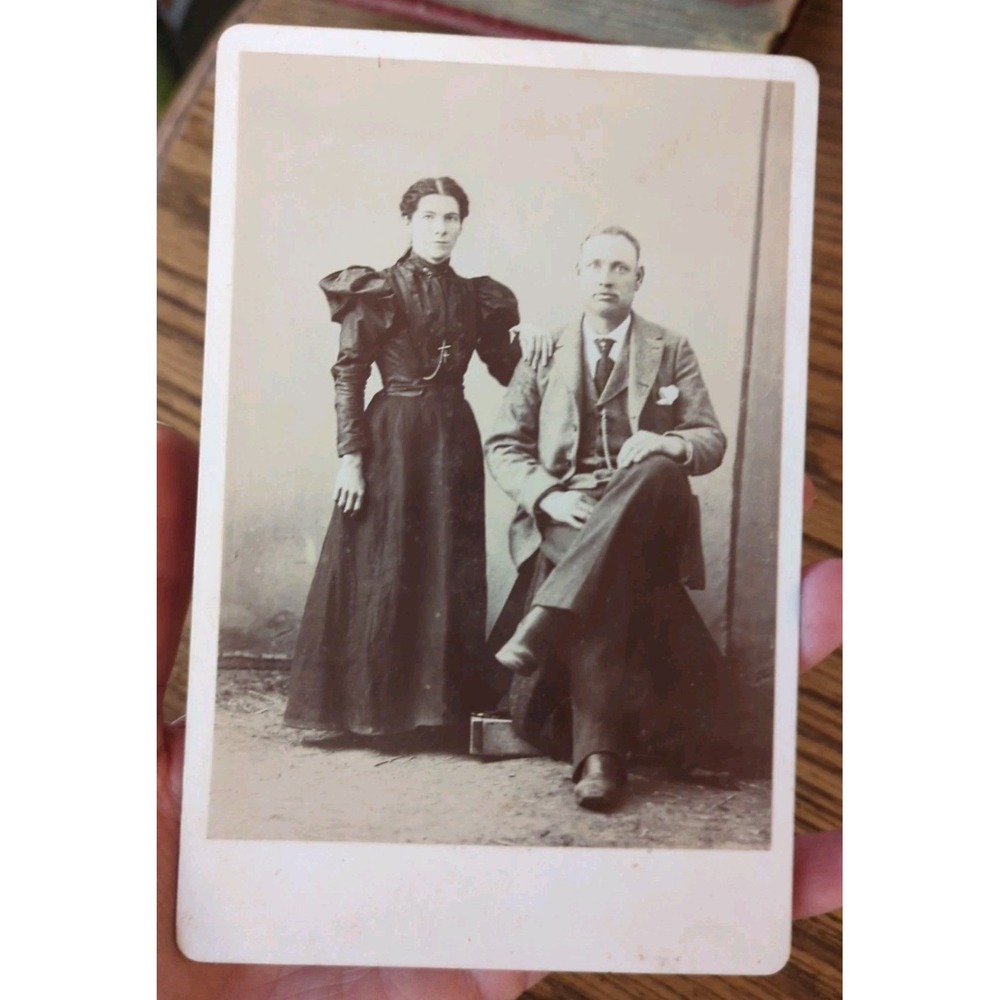 Antique Cabinet Photo Card Young Couple Man Woman Victorian Portrait Unframed